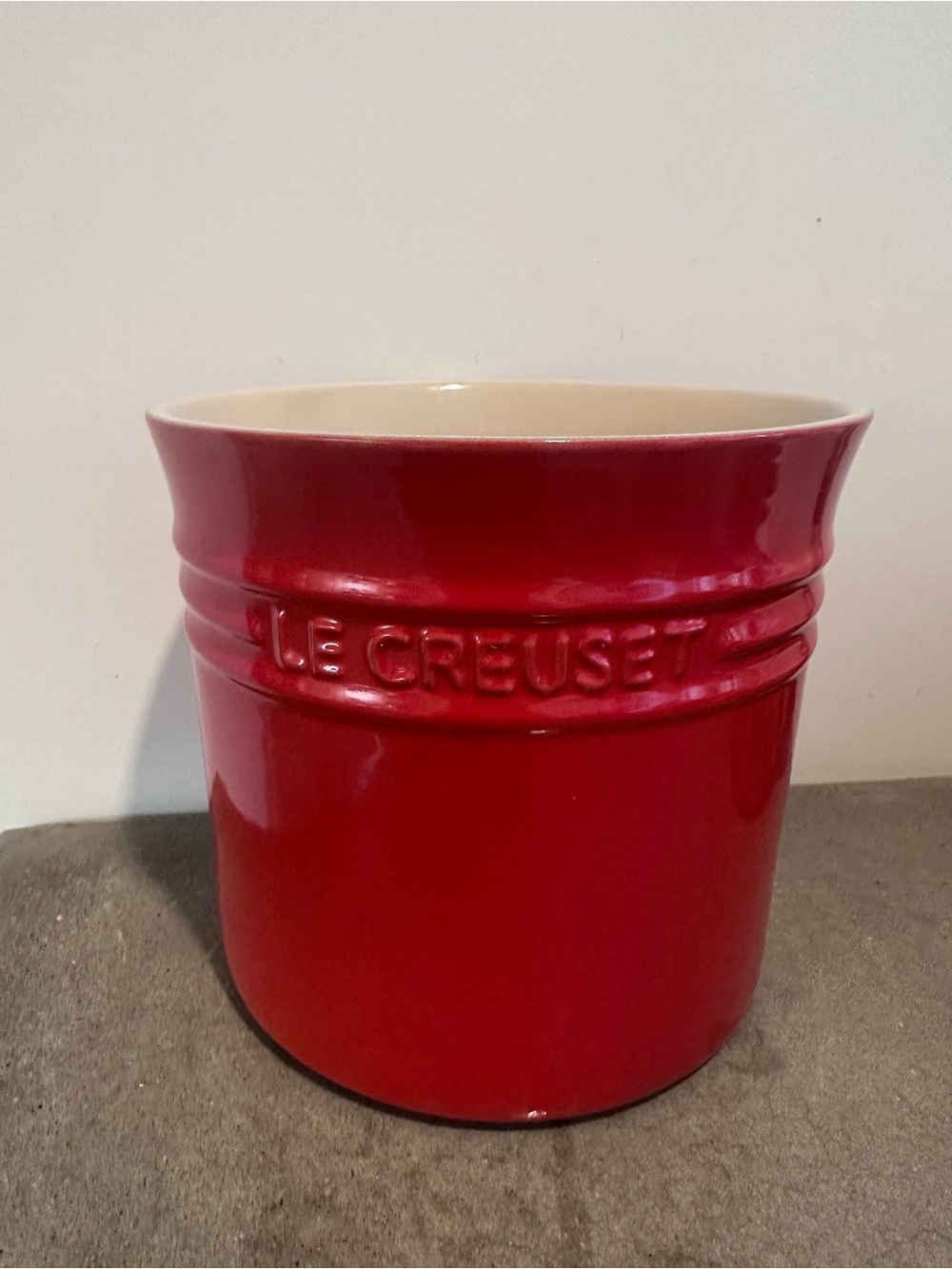 Le Creuset Red Ceramic Utensil Holder 2.3 L